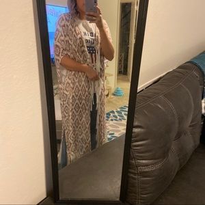 🔺NWOT Textured kimono🔻